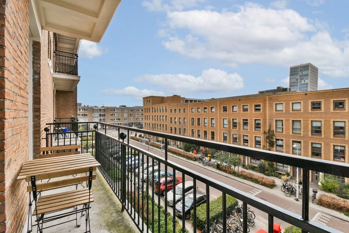 Foto 21 van Akbarstraat 18-C