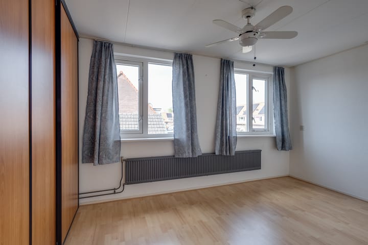 Foto 4 van Maasstraat 1