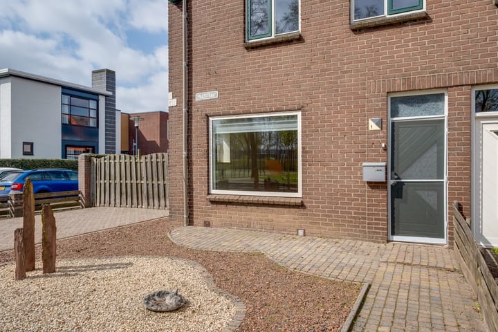 Foto 7 van Maasstraat 1