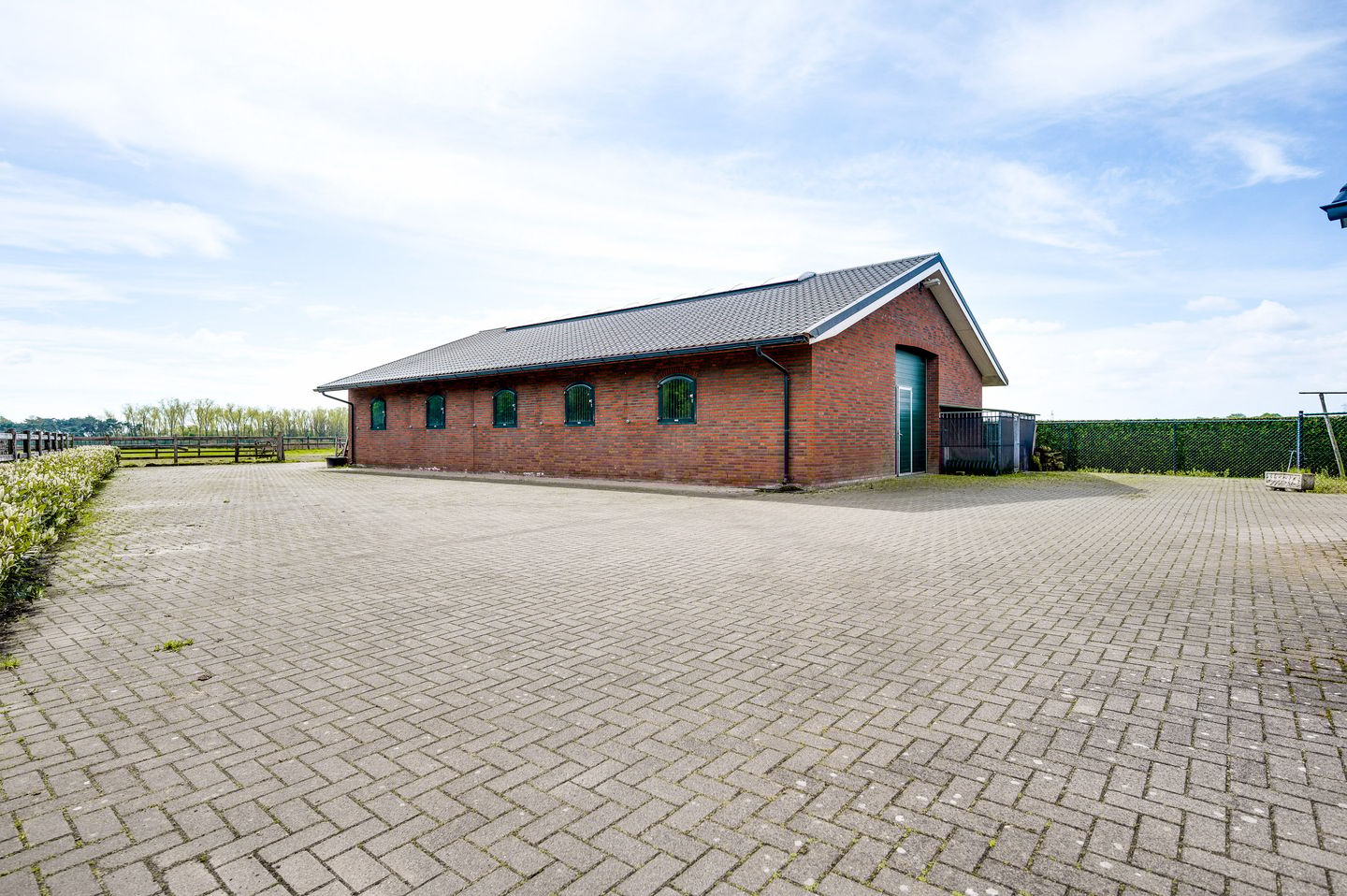 Photo 34 of Leveroyseweg 27