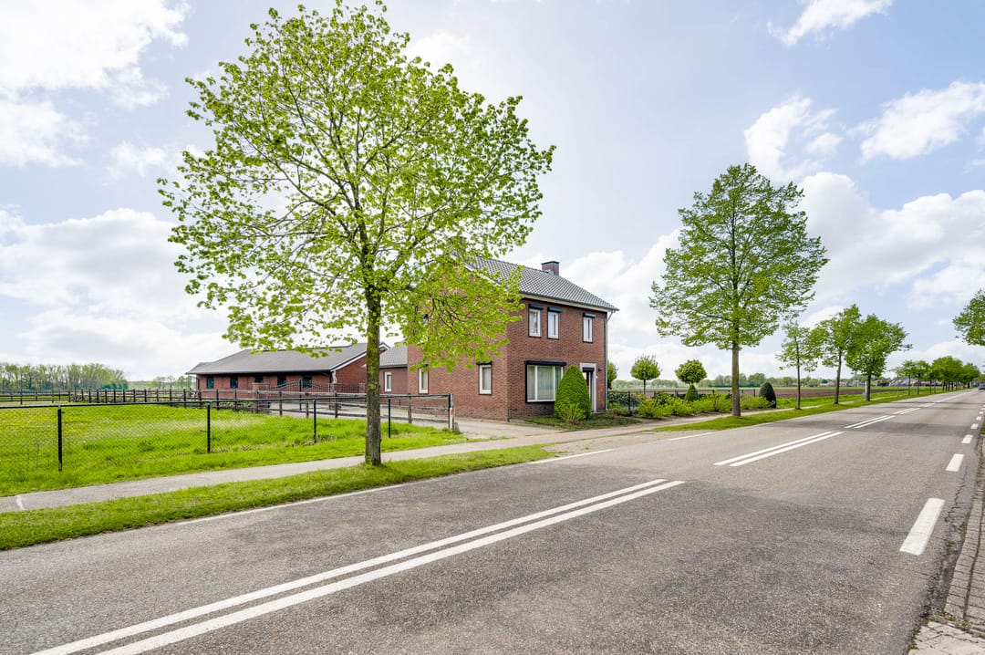 Photo 46 of Leveroyseweg 27