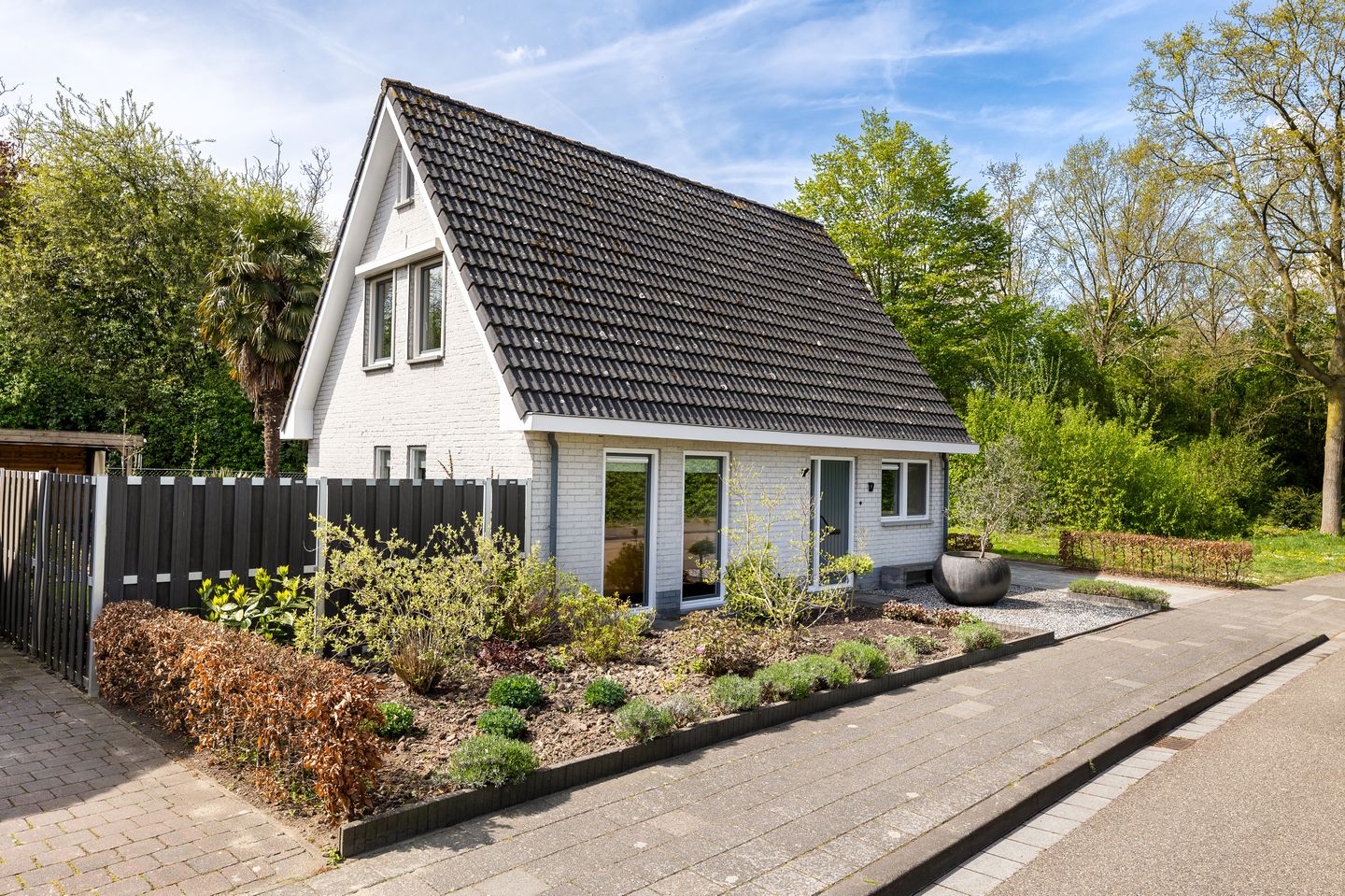 Foto 5 van Hunzelaan 17