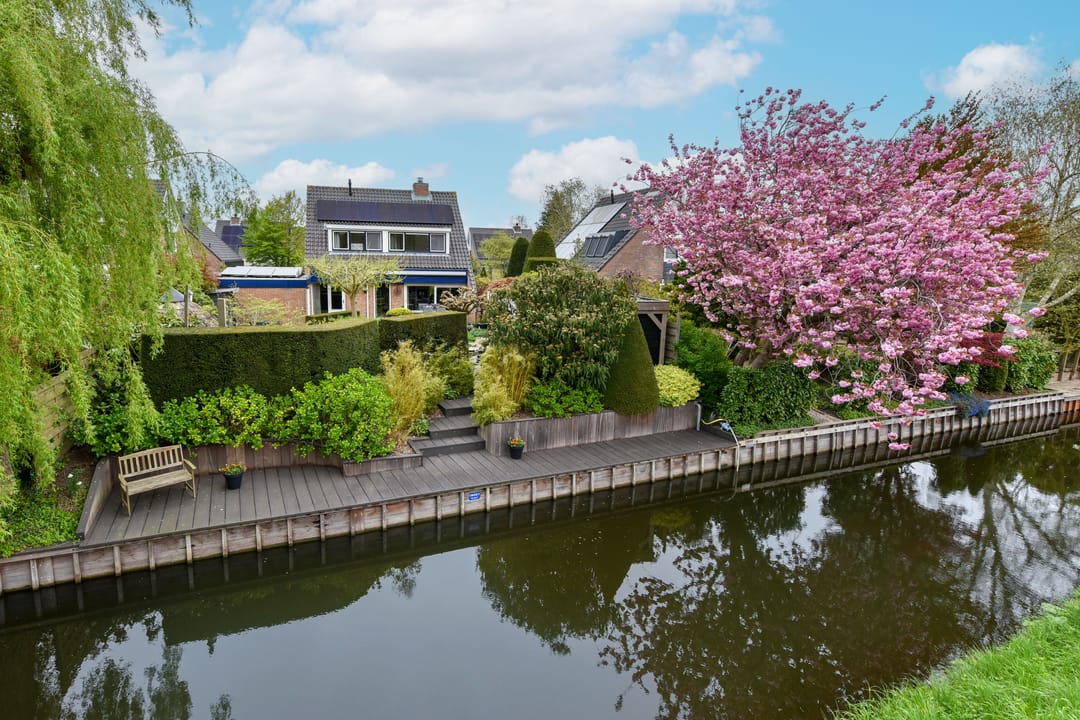 Photo 46 of 't Bon 7