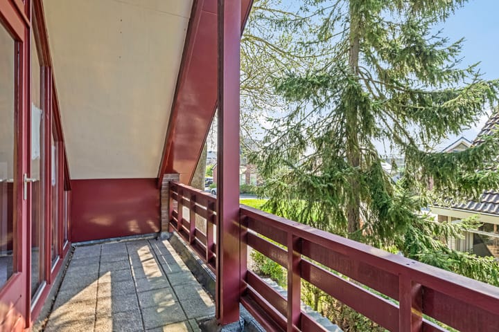 Foto 31 van de Tinge 8