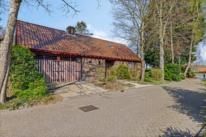 Foto 43 van de Tinge 8