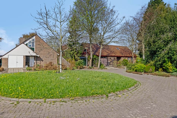 Foto 45 van de Tinge 8