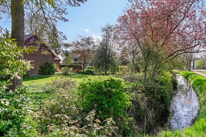 Foto 48 van de Tinge 8