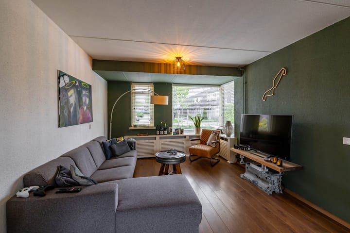 Foto 10 van Welheugte 3