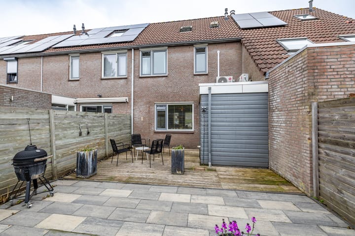 Foto 24 van Welheugte 3