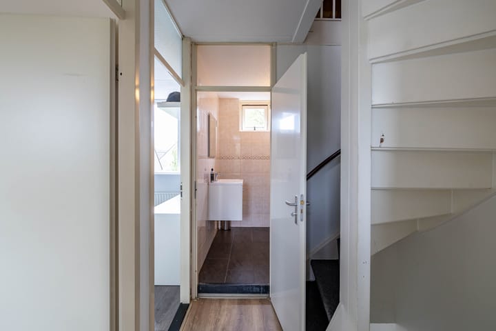 Foto 34 van Welheugte 3