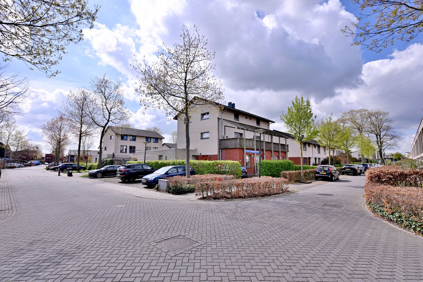 Foto 44 van Albert Haelweghstraat 16