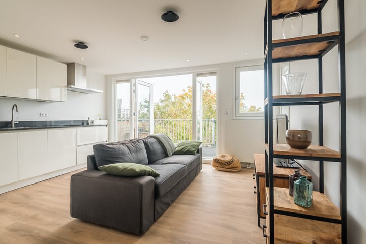 Foto 1 van Pijnackerstraat 26-4