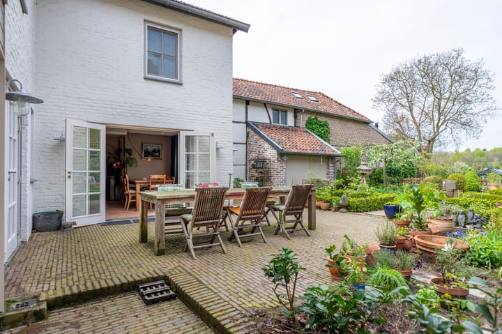 Foto 36 van Bovenstraat 15