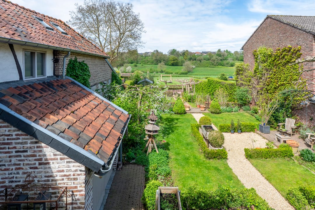 Photo 41 of Bovenstraat 15