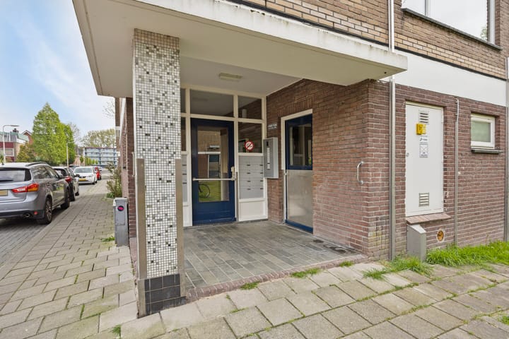 Foto 2 van Gedenklaan 46