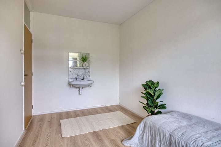 Photo 14 of Gedenklaan 46