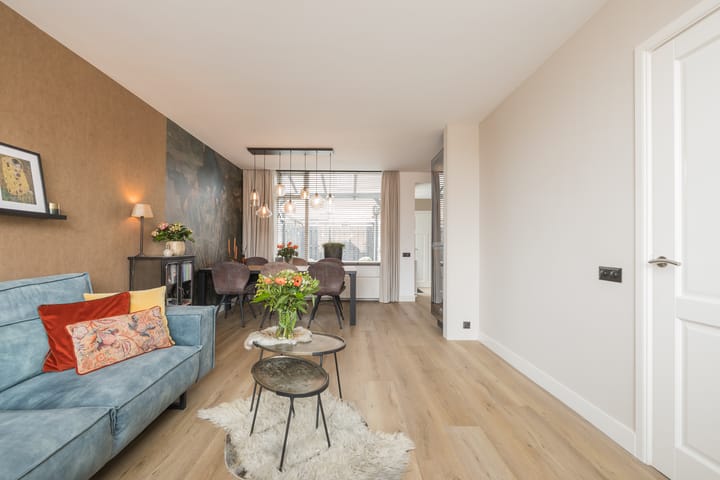 Photo 8 of Nassaustraat 214