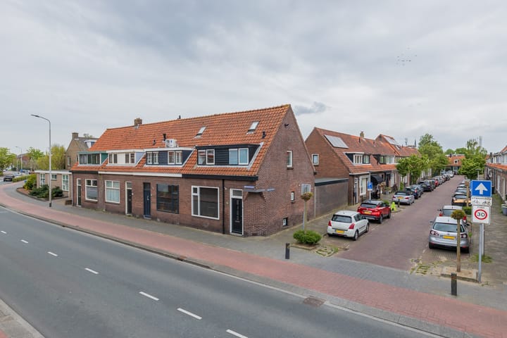 Photo 27 of Nassaustraat 214