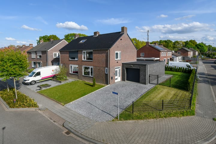 Photo 3 of Kerkstraat 33