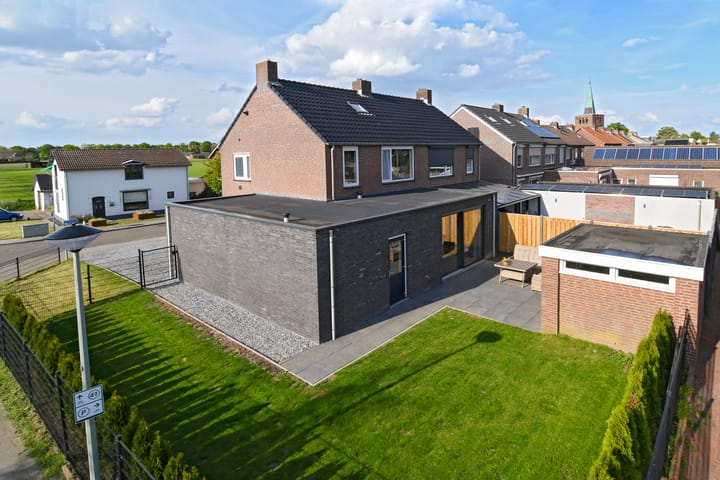 Photo 32 of Kerkstraat 33