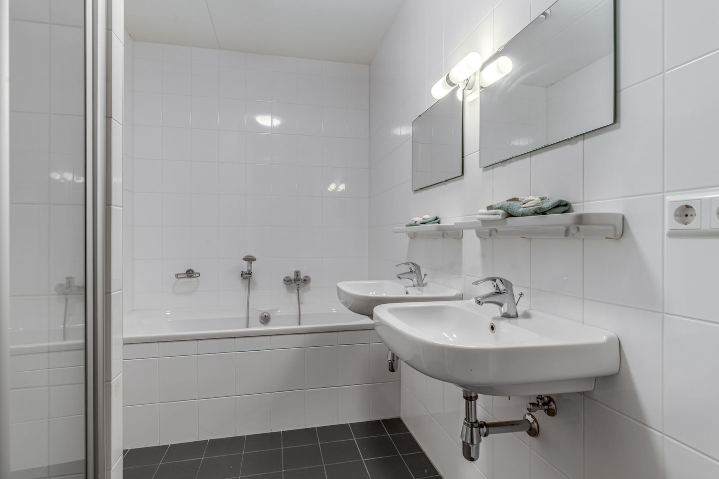 Foto 14 van Wadestein 77