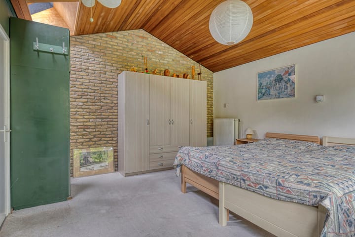 Photo 18 of Valkenierslaan 6