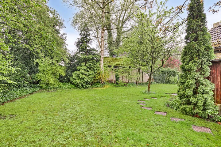 Photo 37 of Valkenierslaan 6