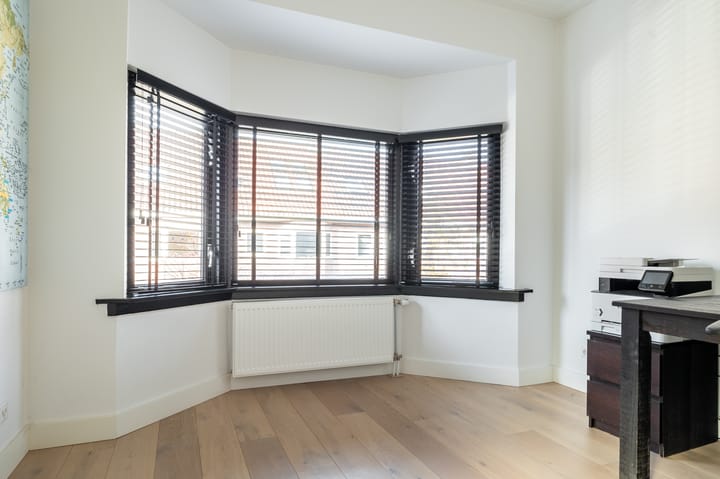 Foto 30 van Dr. van Campenstraat 17