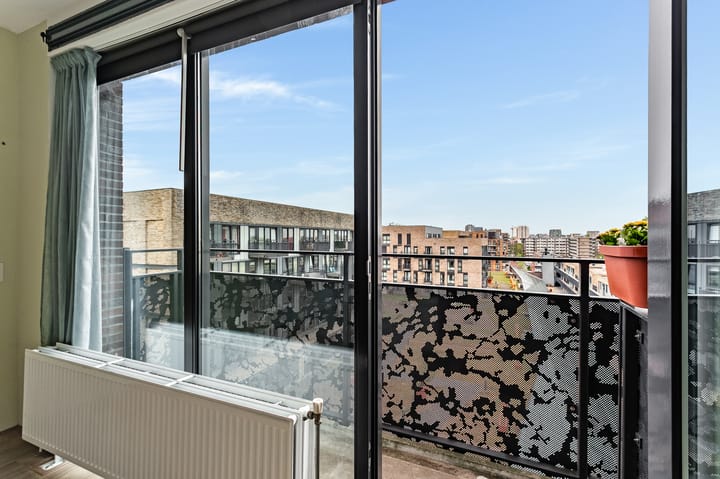 Foto 7 van Bezaanjachtplein 121