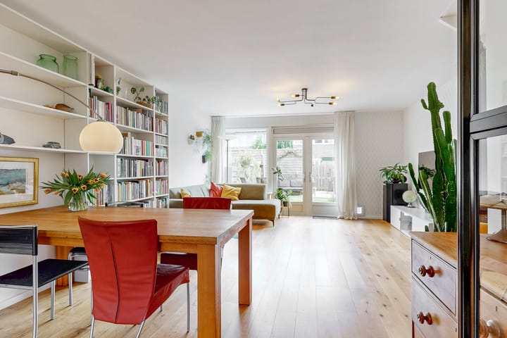 Foto 2 van Bolpraamwerf 3