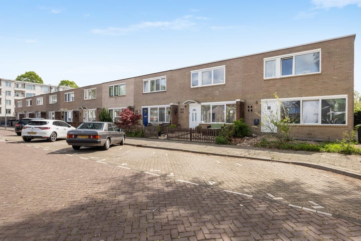 Photo 3 of Dresselhuysstraat 18