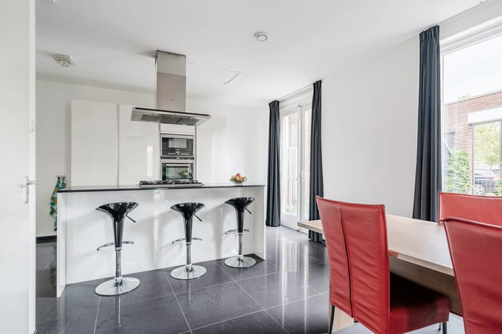 Foto 18 van Ivoorzwamsingel 1