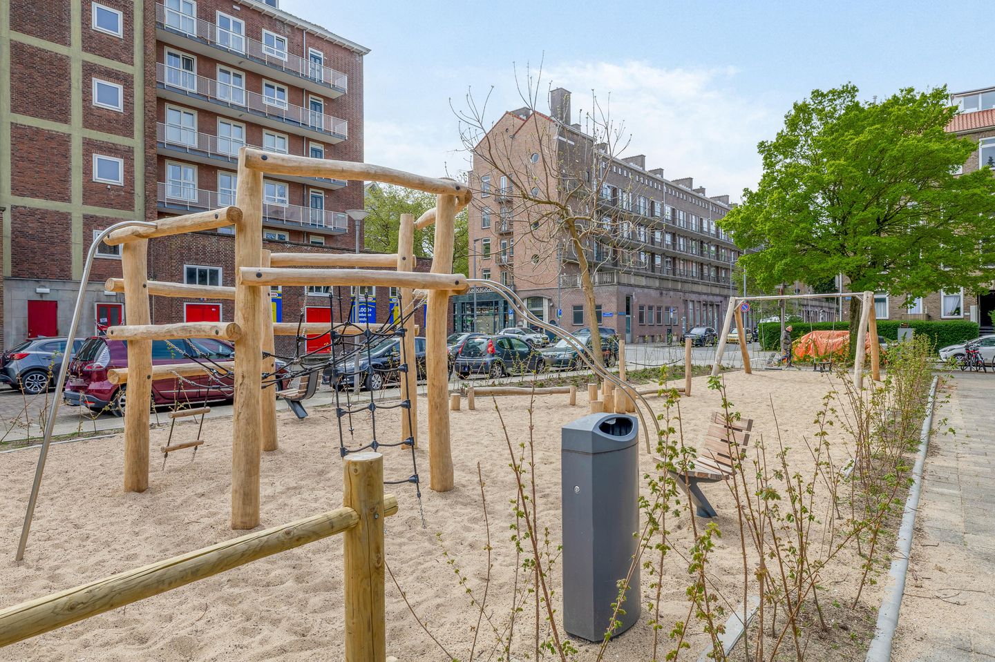 Photo 35 of Carel van Nieveltstraat 22-B