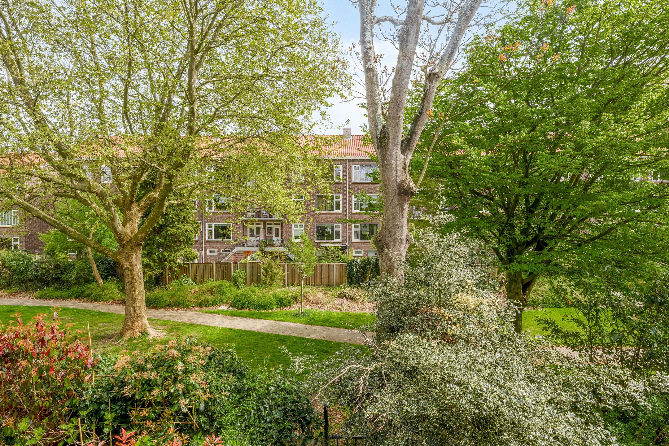 Photo 36 of Carel van Nieveltstraat 22-B