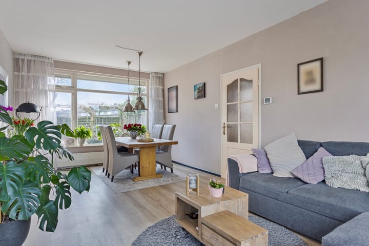 Photo 12 of Bruëlisstraat 9