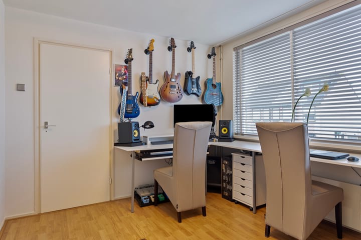 Photo 22 of Bruëlisstraat 9