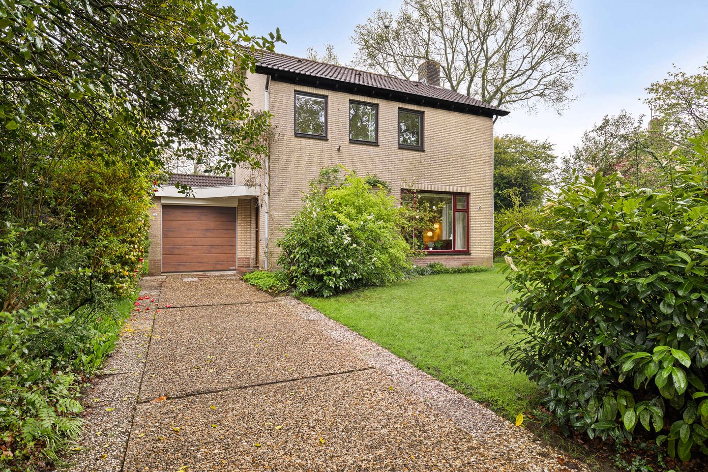 Foto 1 van Valkenierslaan 6