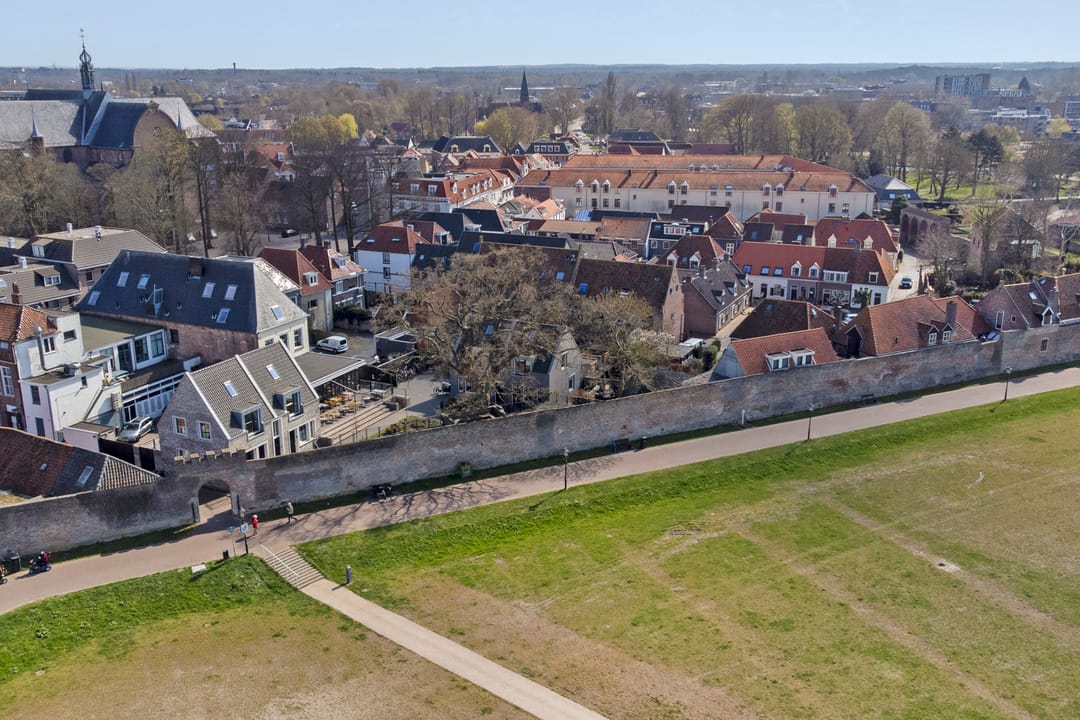 Foto 22 van Vijhestraat 1-A