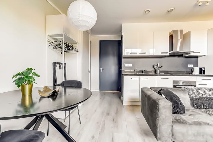 Photo 4 of Vijhestraat 1-B