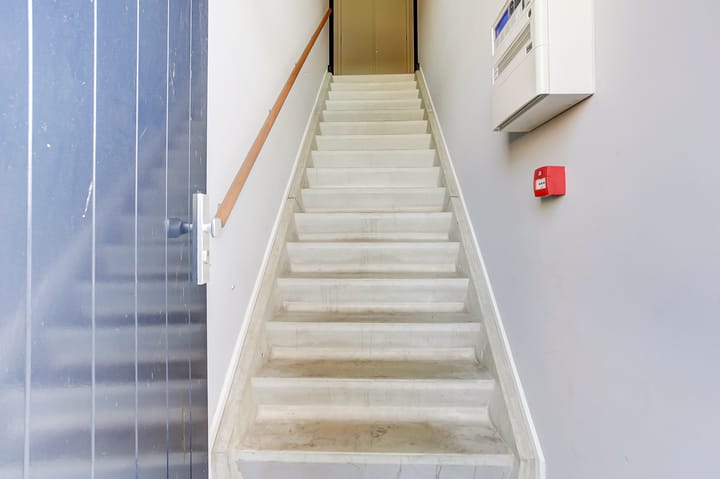 Photo 4 of Vijhestraat 1-D