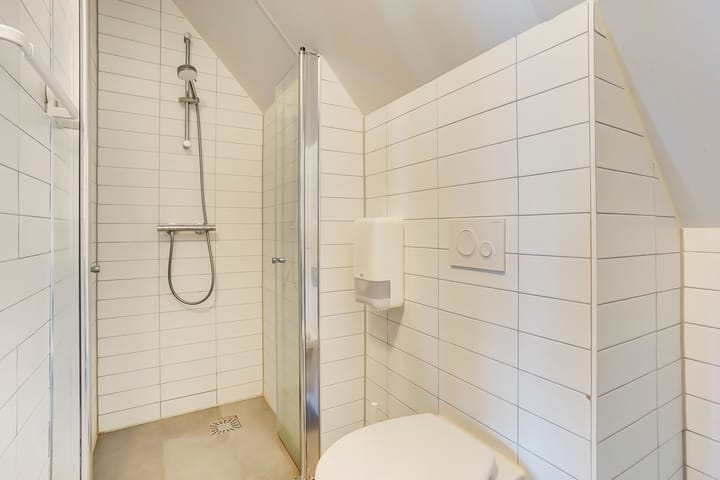 Photo 12 of Vijhestraat 1-D