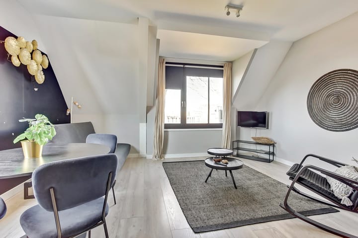 Photo 7 of Vijhestraat 1-D