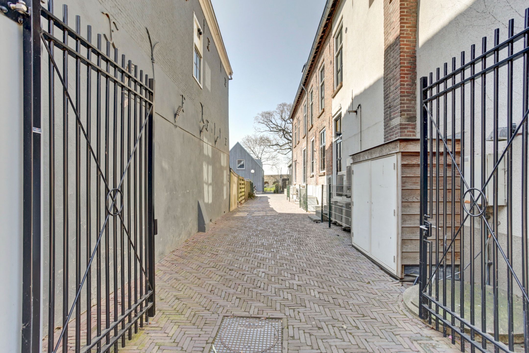 Photo 3 of Vijhestraat 1-D