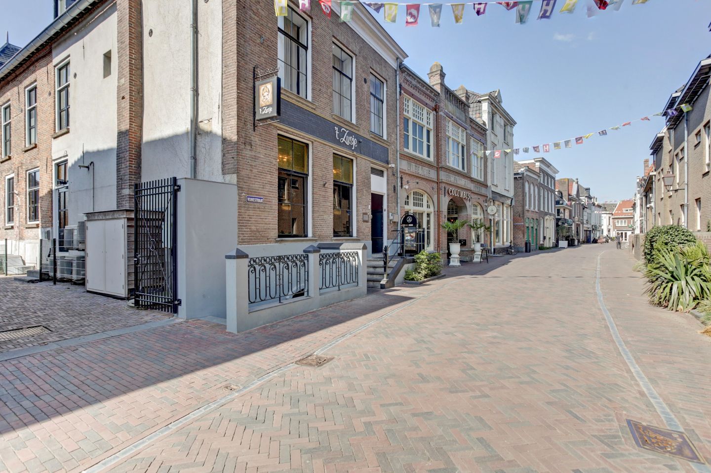 Foto 19 van Vijhestraat 1-C