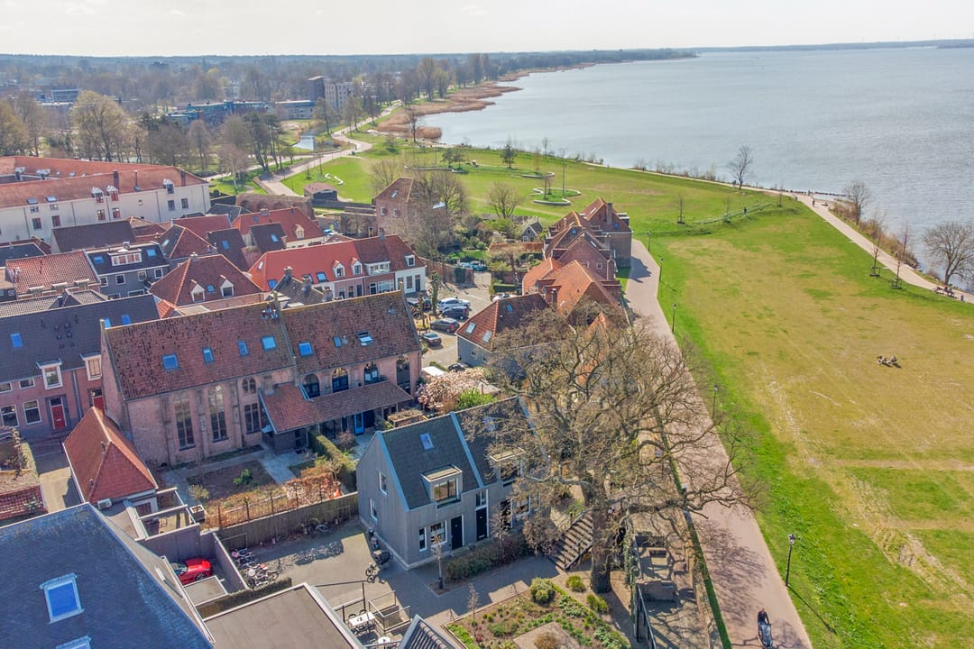 Foto 23 van Vijhestraat 1-C