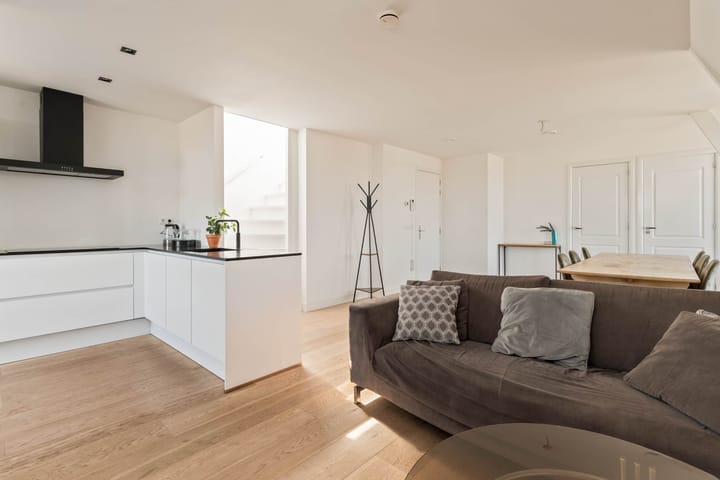 Photo 4 of Bellamyplein 18-4