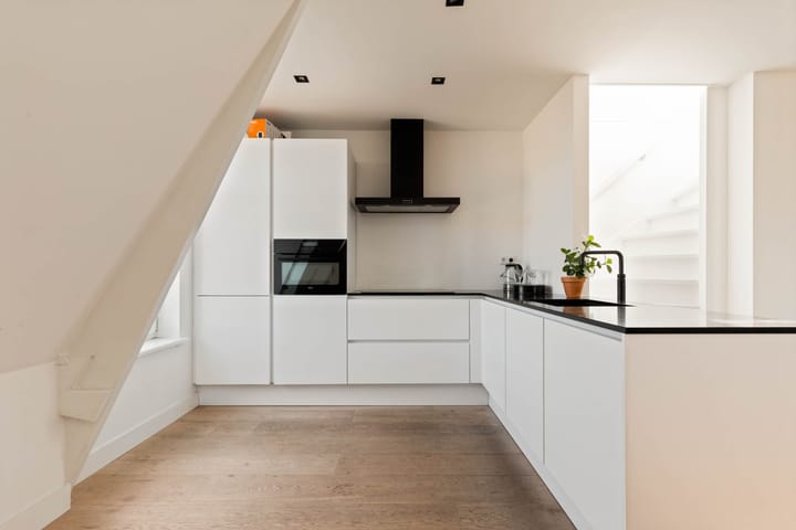 Photo 10 of Bellamyplein 18-4