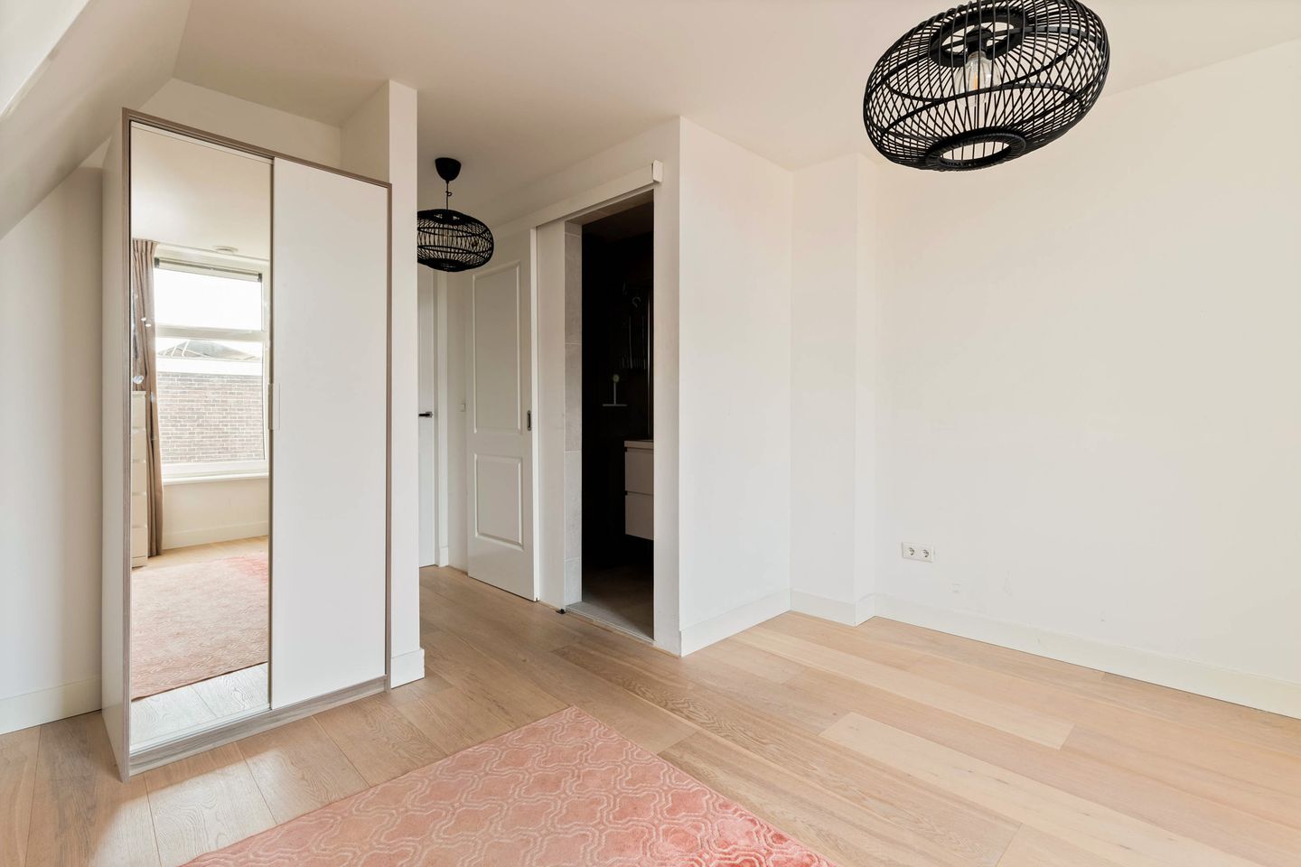 Foto 14 van Bellamyplein 18-4