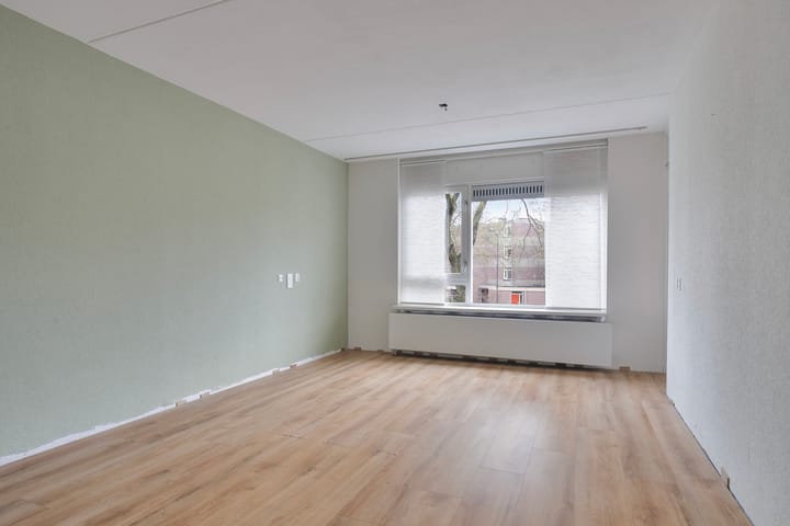 Foto 8 van Velmolenweg 23