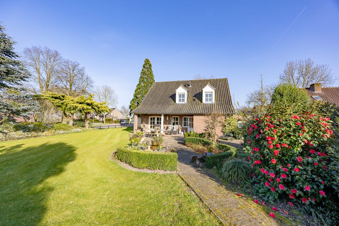 Photo 2 of Heidseweg 38